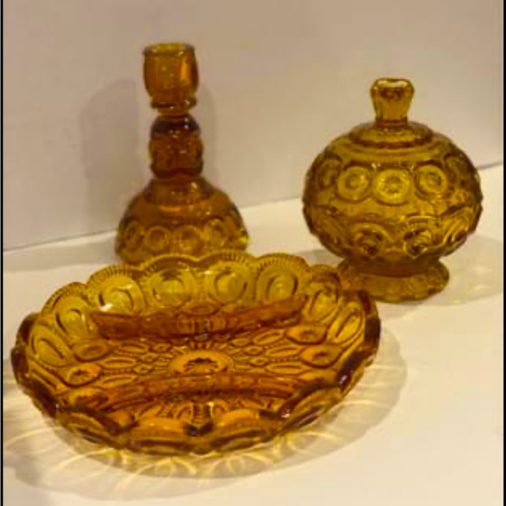 L.E Smith moon & stars honey gold amber 4 piece set 1960’s